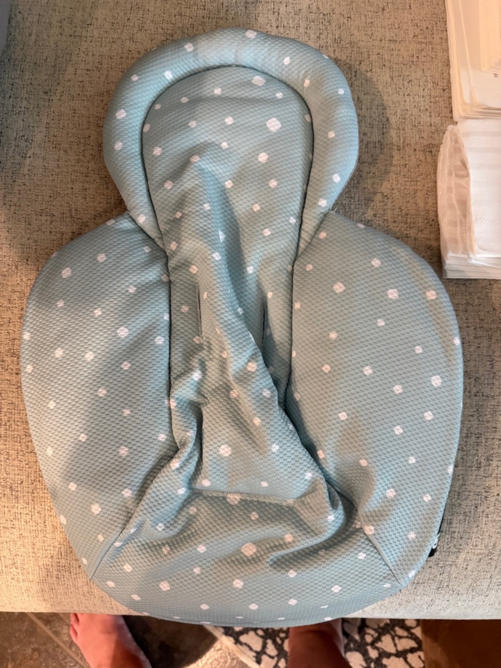 4Moms Mamaroo Infant Insert, Mint with white polka dots